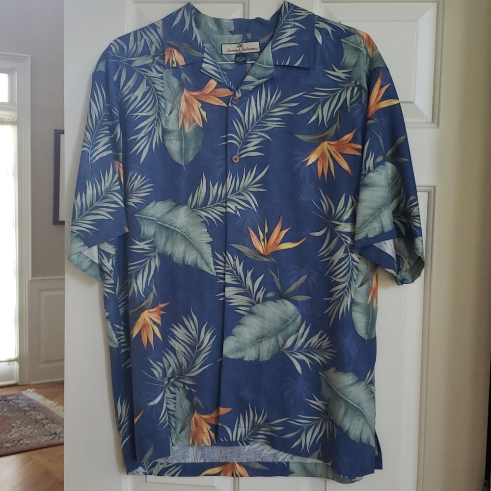 Tommy Bahama short-sleeved button up